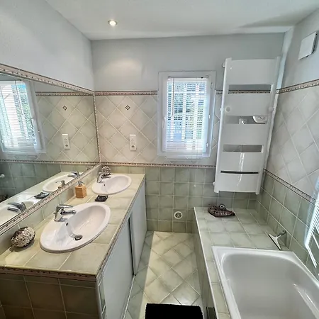 A Porto-vecchio - Prive Villa *